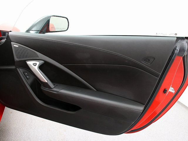 Used 2015 Chevrolet Corvette Stingray w/ 2LT Preferred Equipment Group image 27