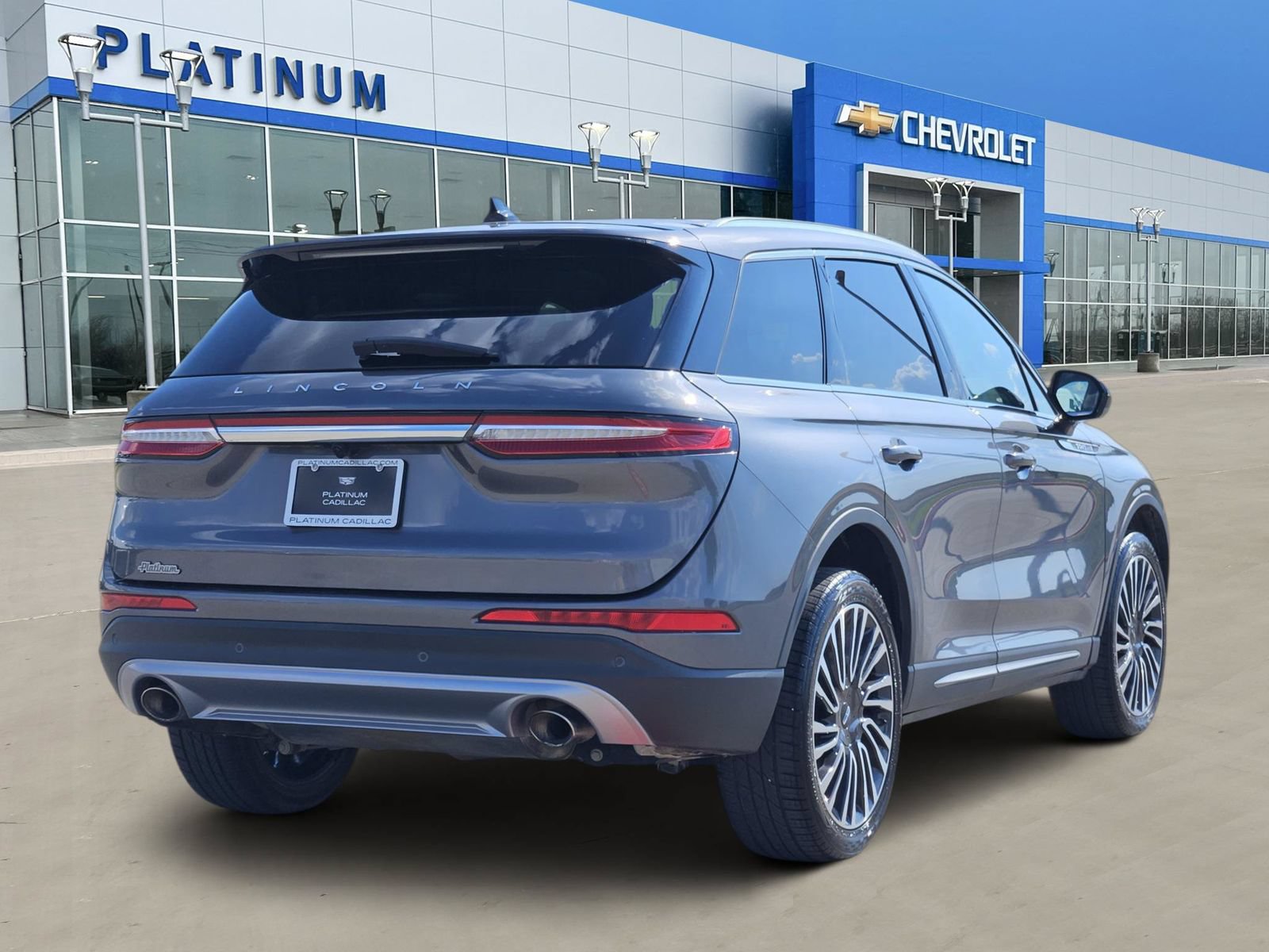Used 2021 Lincoln Corsair Reserve FWD image 5