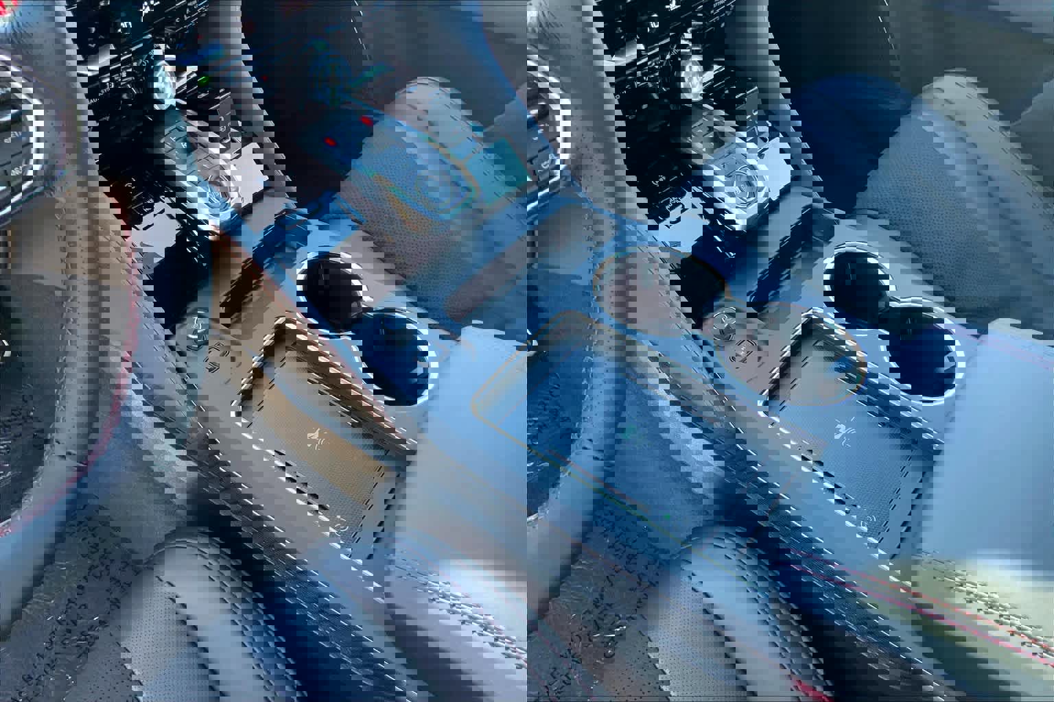 Used 2025 Acura MDX A-Spec image 7