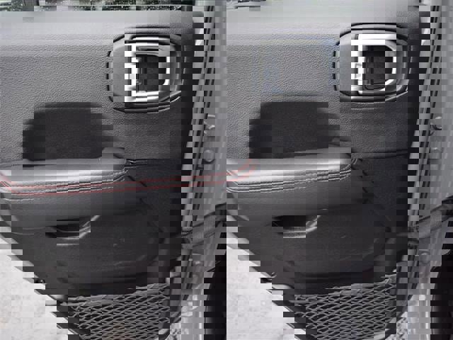 Used 2023 Jeep Wrangler Unlimited Rubicon w/ Steel Bumper Group image 32