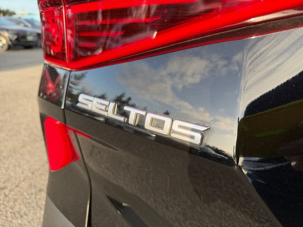 Used 2022 Kia Seltos EX AWD/4WD image 34