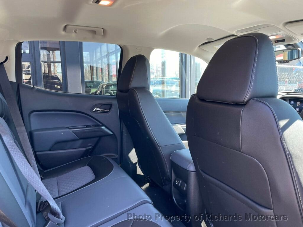 Used 2022 Chevrolet Colorado Z71 w/ Z71 Midnight Edition image 21