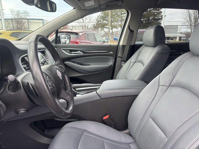 Used 2020 Buick Enclave Premium image 12