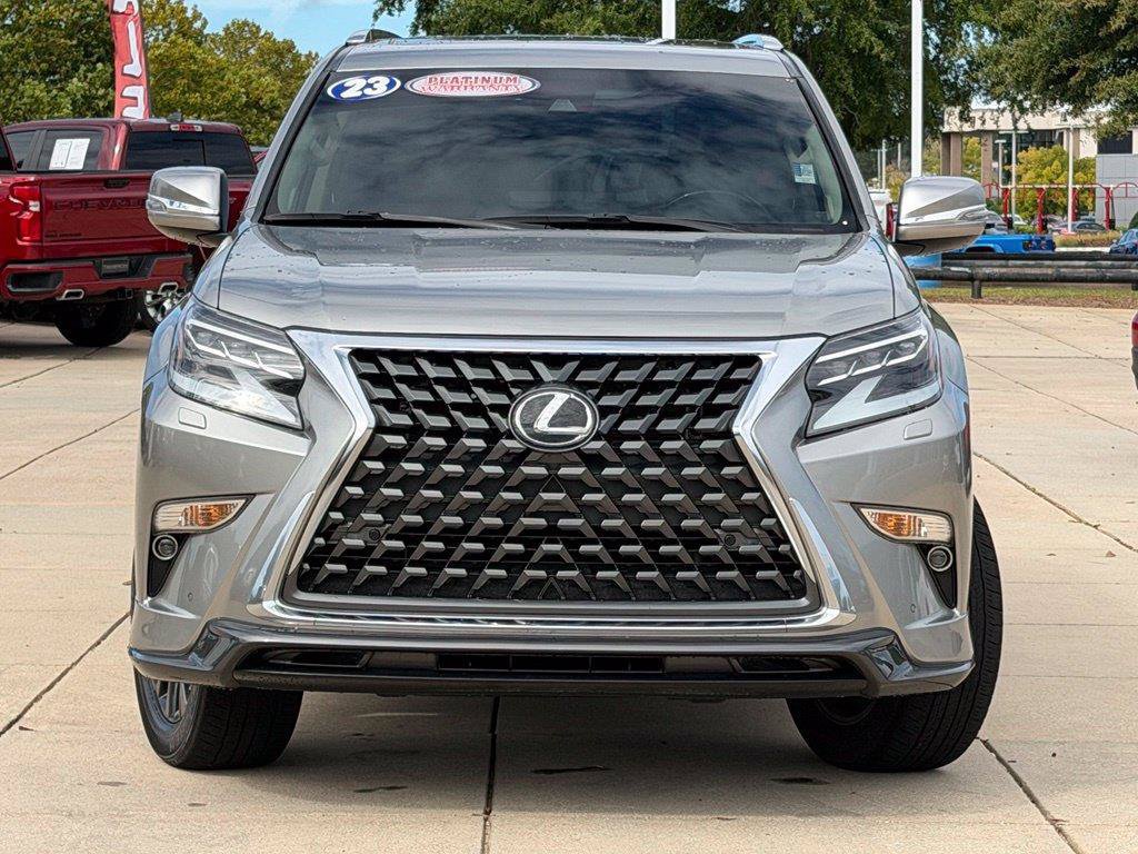 Used 2023 Lexus GX 460 Premium w/ Accessory Package AWD/4WD image 2