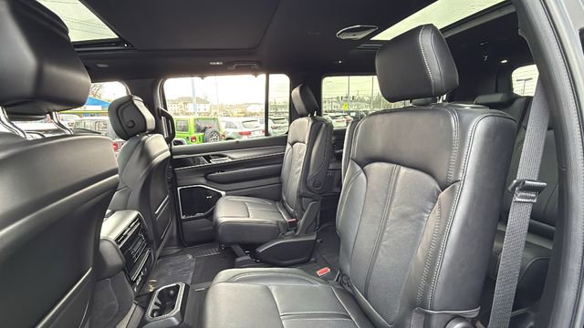 New 2026 Jeep Grand Wagoneer L Limited image 30