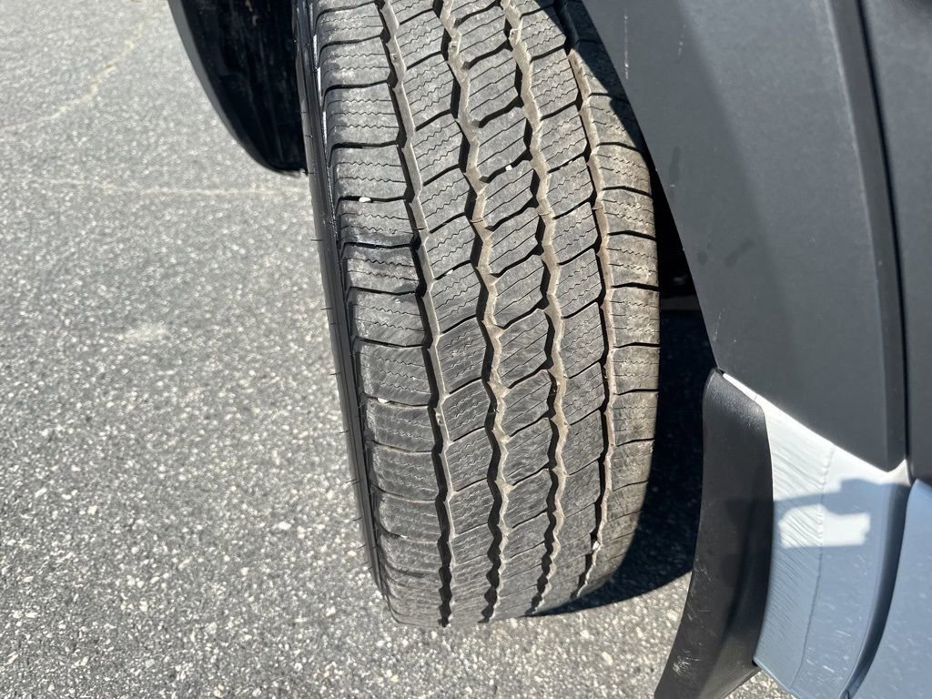 Used 2025 Mercedes-Benz Sprinter 2500 image 29