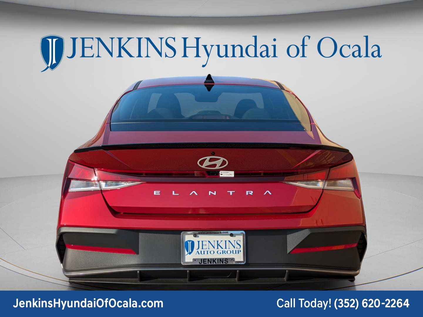 Used 2025 Hyundai Elantra SEL FWD image 4