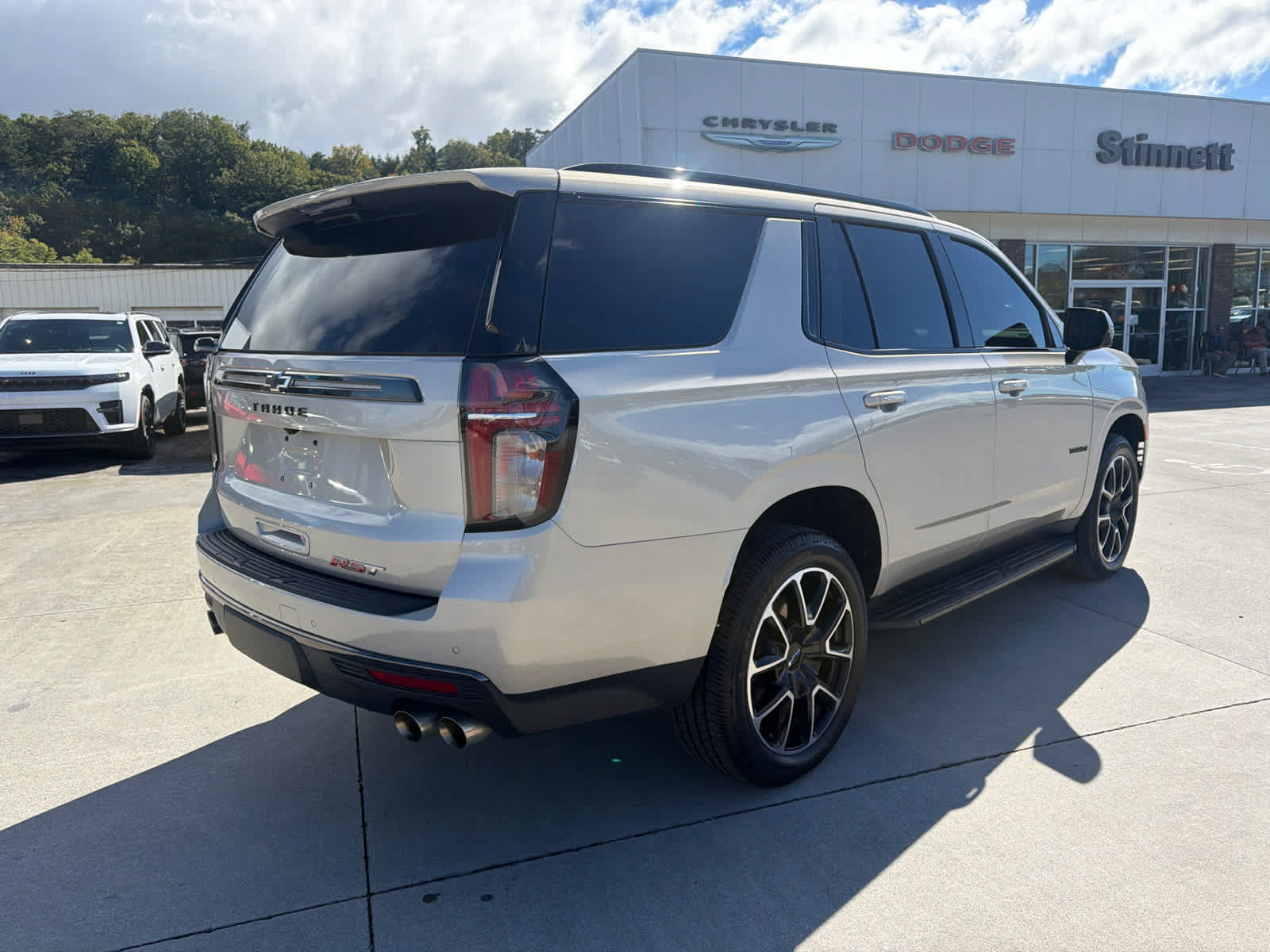 Used 2022 Chevrolet Tahoe RST w/ Sport Performance Package AWD/4WD image 6