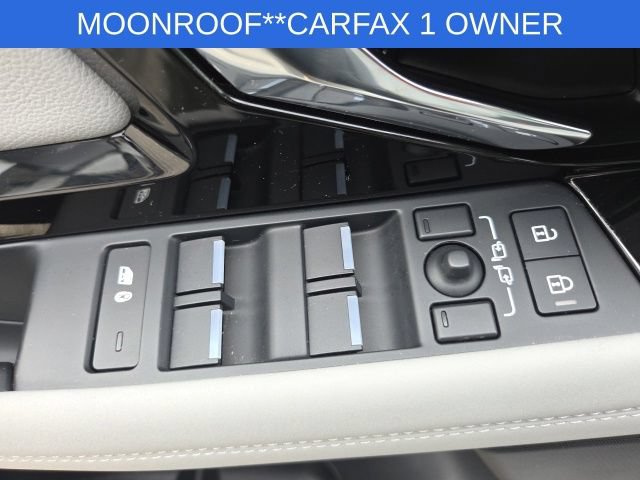 Used 2023 Land Rover Range Rover Evoque SE AWD/4WD image 23