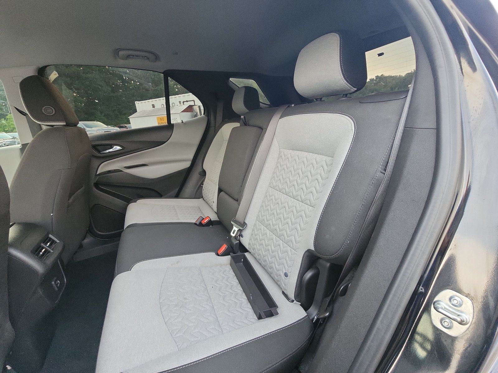 Used 2024 Chevrolet Equinox LS w/ Driver Confidence II Package FWD image 19