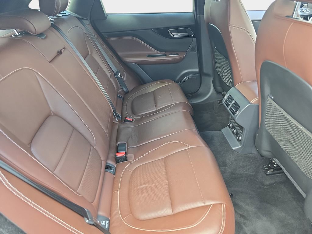 Used 2018 Jaguar F-PACE S image 13