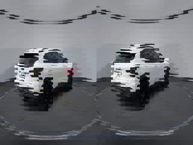 Used 2025 Chevrolet Trax ACTIV image 8