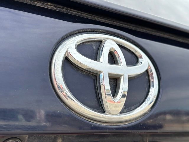 Used 2022 Toyota RAV4 XLE image 18