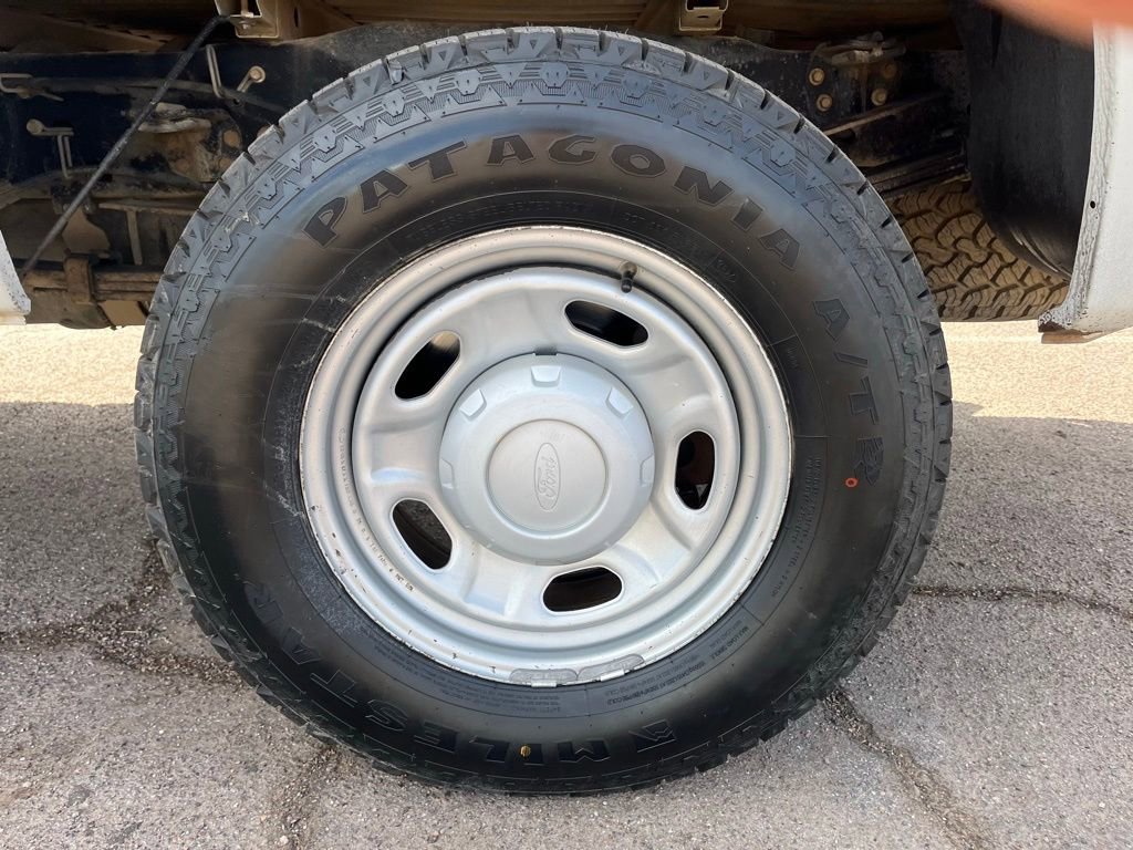 Used 2010 Ford F250 XL image 11