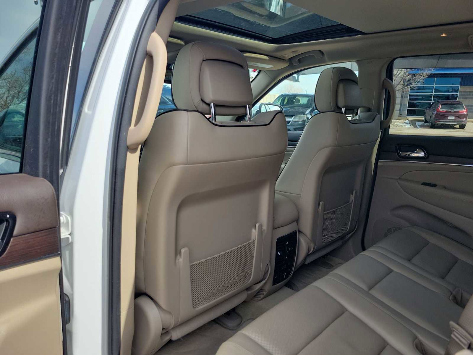 Used 2021 Jeep Grand Cherokee Overland image 7