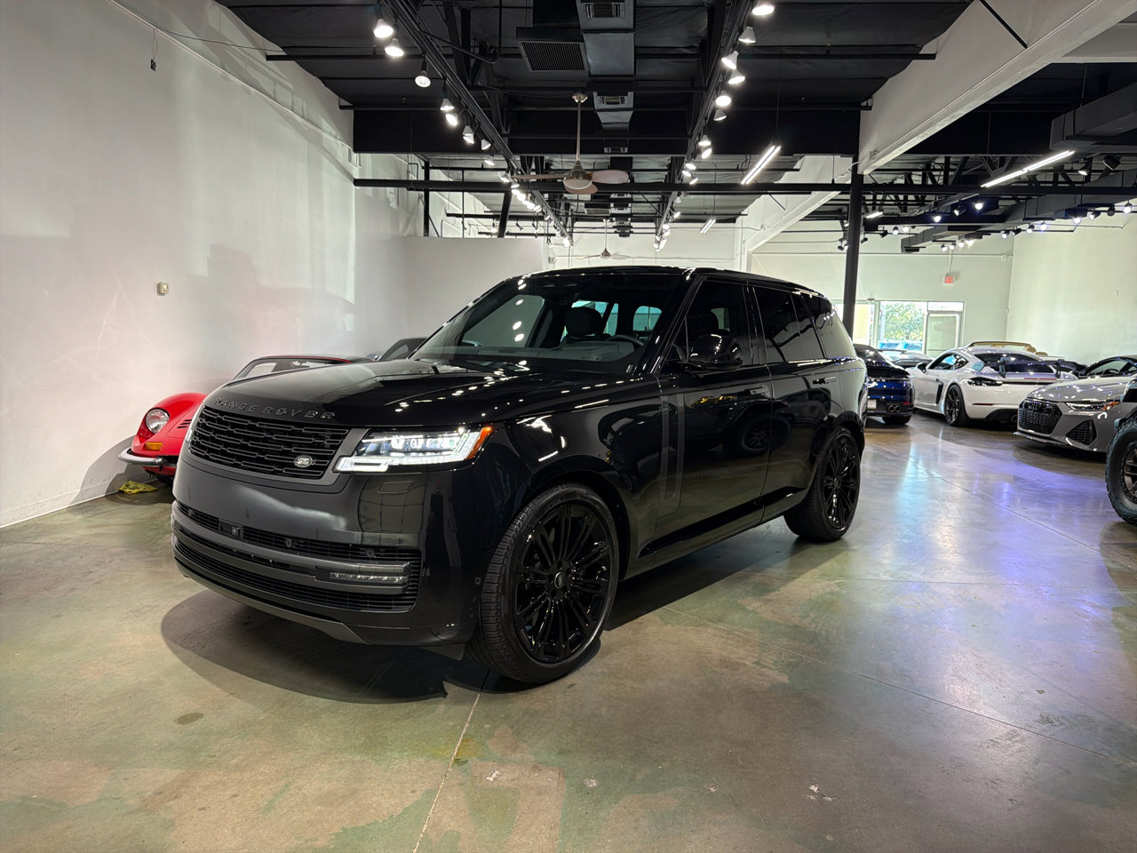 Used 2024 Land Rover Range Rover SE image 37