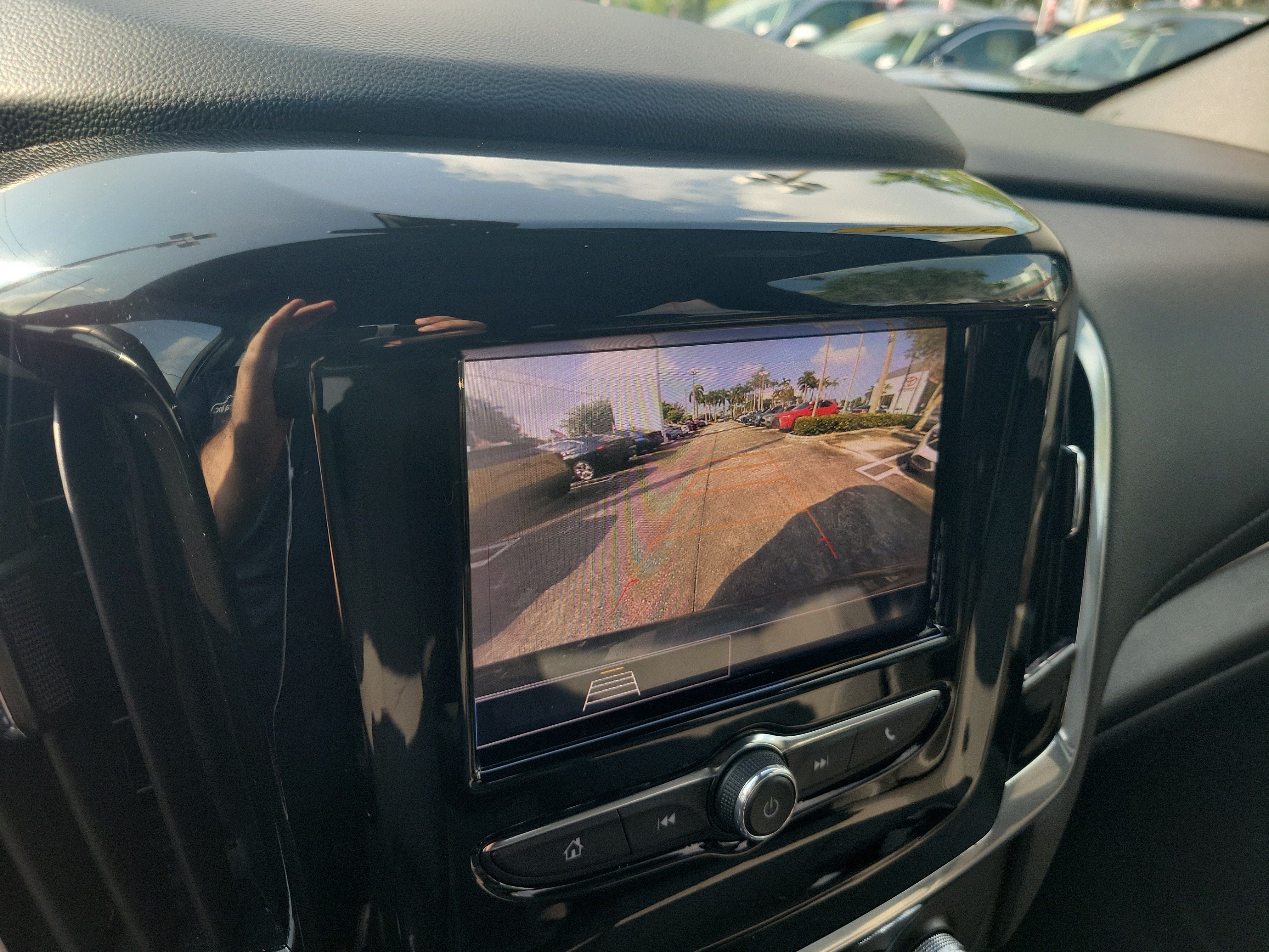 Used 2023 Chevrolet Traverse LT FWD image 33