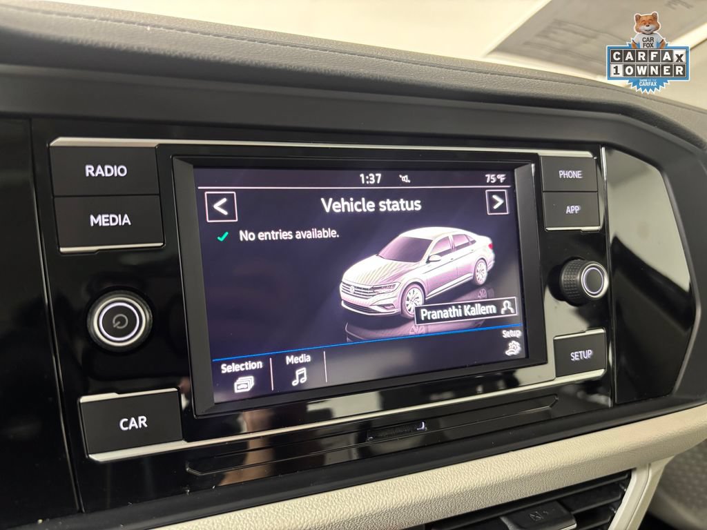 Used 2019 Volkswagen Jetta SE w/ Cold Weather Package FWD image 23