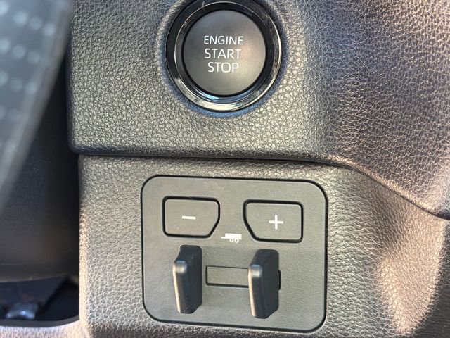 Used 2025 Toyota Tundra SR5 image 31