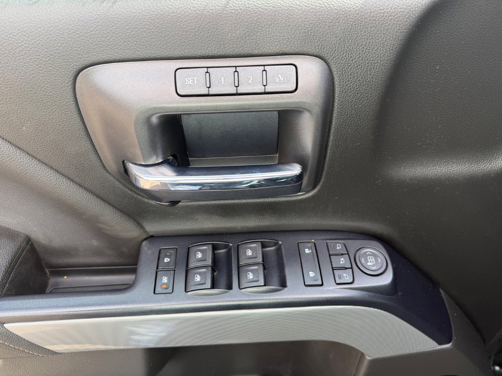 Used 2017 Chevrolet Silverado 1500 LTZ Z71 w/ Redline Edition image 14