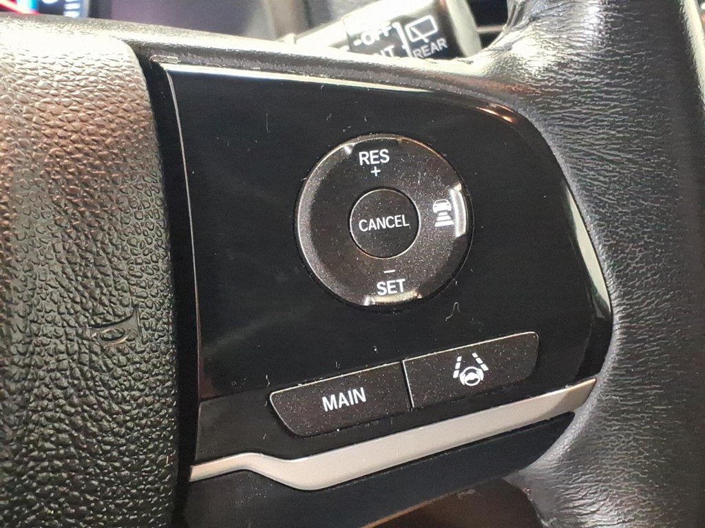 Used 2019 Honda Pilot AWD Touring image 19