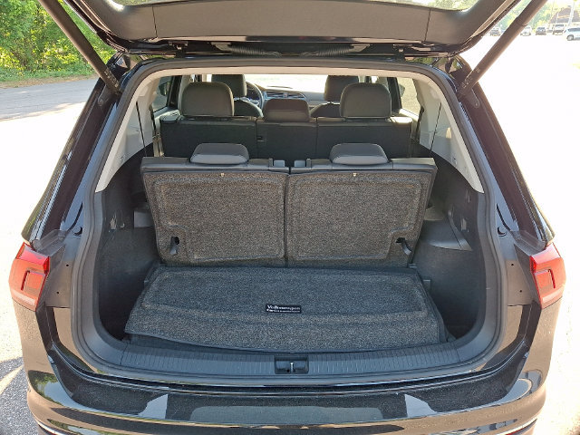Used 2022 Volkswagen Tiguan SE FWD image 28