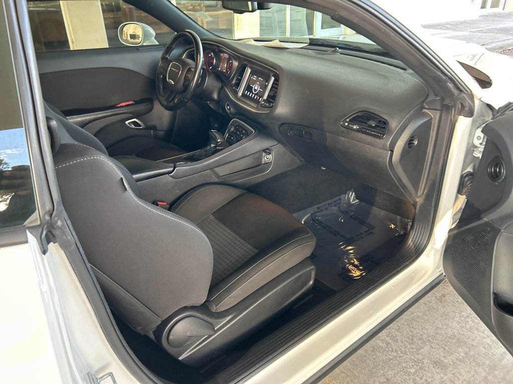 Used 2022 Dodge Challenger GT image 25