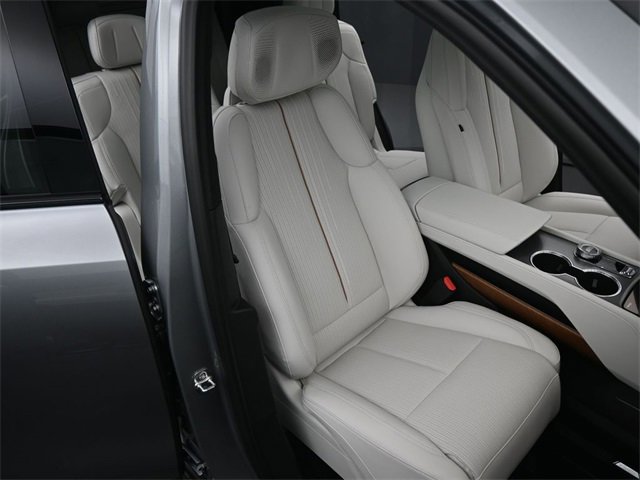 New 2026 Cadillac Vistiq Luxury image 21