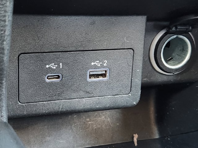 Used 2023 Nissan Kicks SV FWD image 23