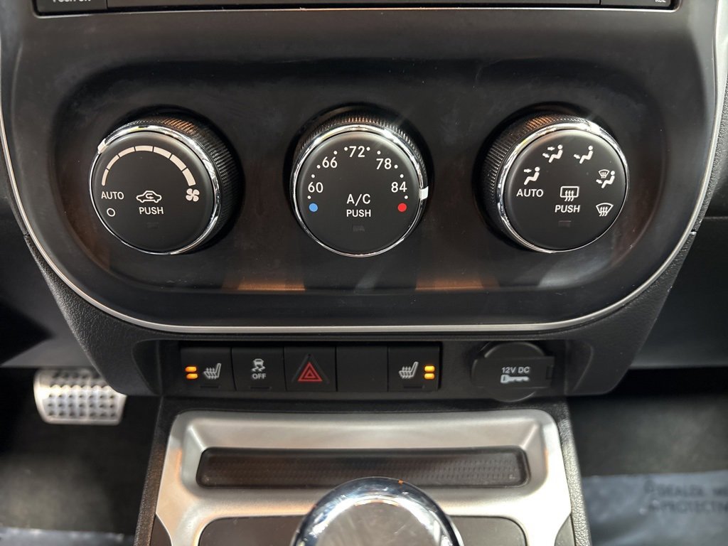 Used 2015 Jeep Compass Limited image 18