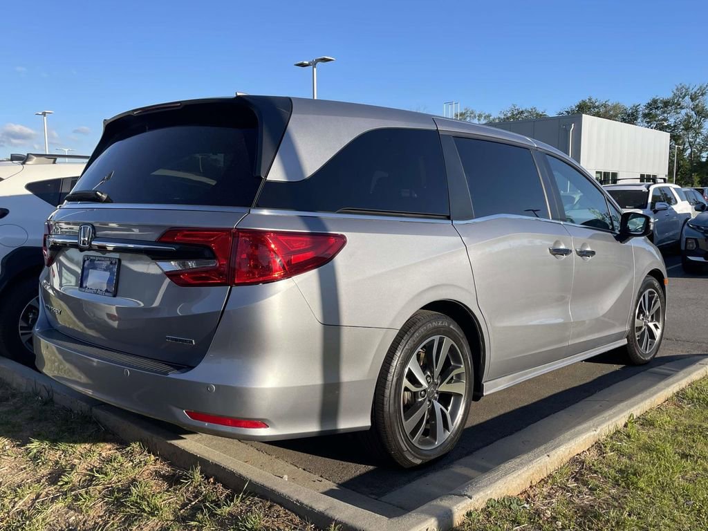 Used 2023 Honda Odyssey Touring image 4