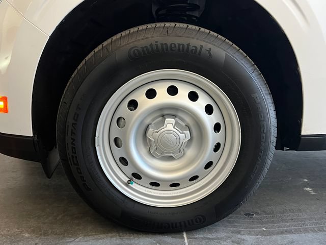Used 2025 Ford Maverick XL w/ Equipment Group 101A AWD/4WD image 9