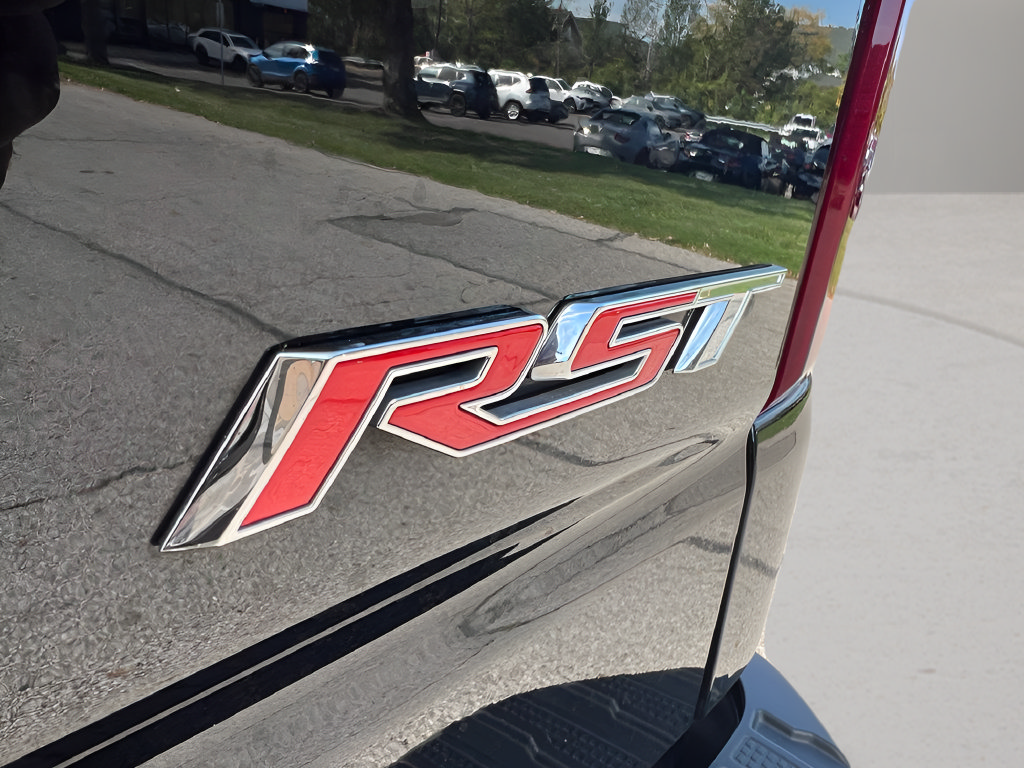 Used 2023 Chevrolet Silverado 1500 RST w/ Convenience Package II AWD/4WD image 35