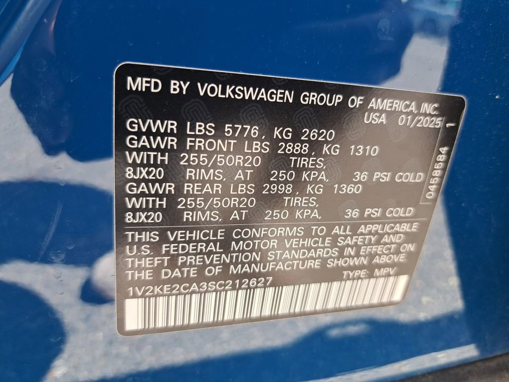 Used 2025 Volkswagen Atlas Cross Sport SE image 27