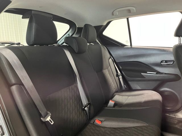 Used 2023 Nissan Kicks SV FWD image 13