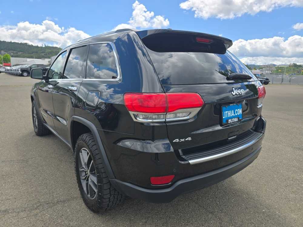 Used 2017 Jeep Grand Cherokee Limited w/ Luxury Group II AWD/4WD image 3
