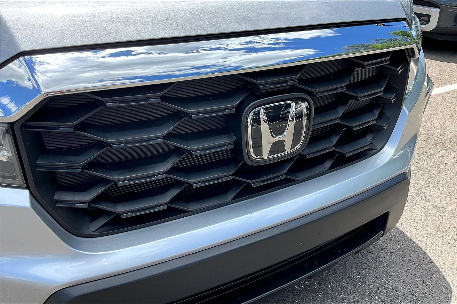 Used 2023 Honda Passport EX-L image 34