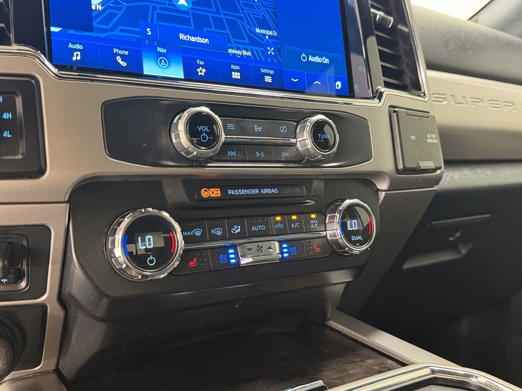 Used 2022 Ford F250 Lariat w/ Lariat Ultimate Package AWD/4WD image 20