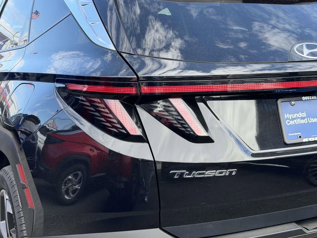 Certified 2023 Hyundai Tucson Limited AWD/4WD image 11