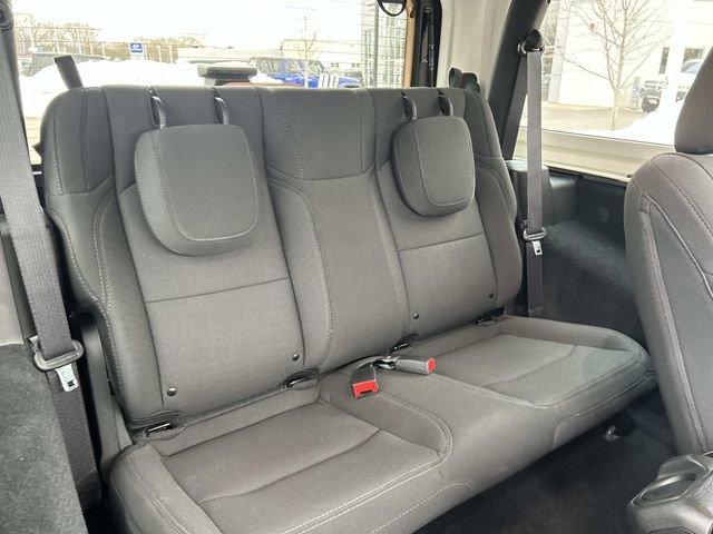 Used 2022 Jeep Wrangler Sport S image 18