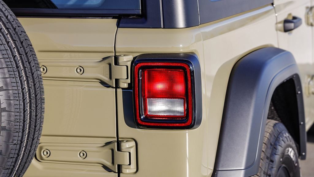 New 2026 Jeep Wrangler Unlimited Sport AWD/4WD image 9