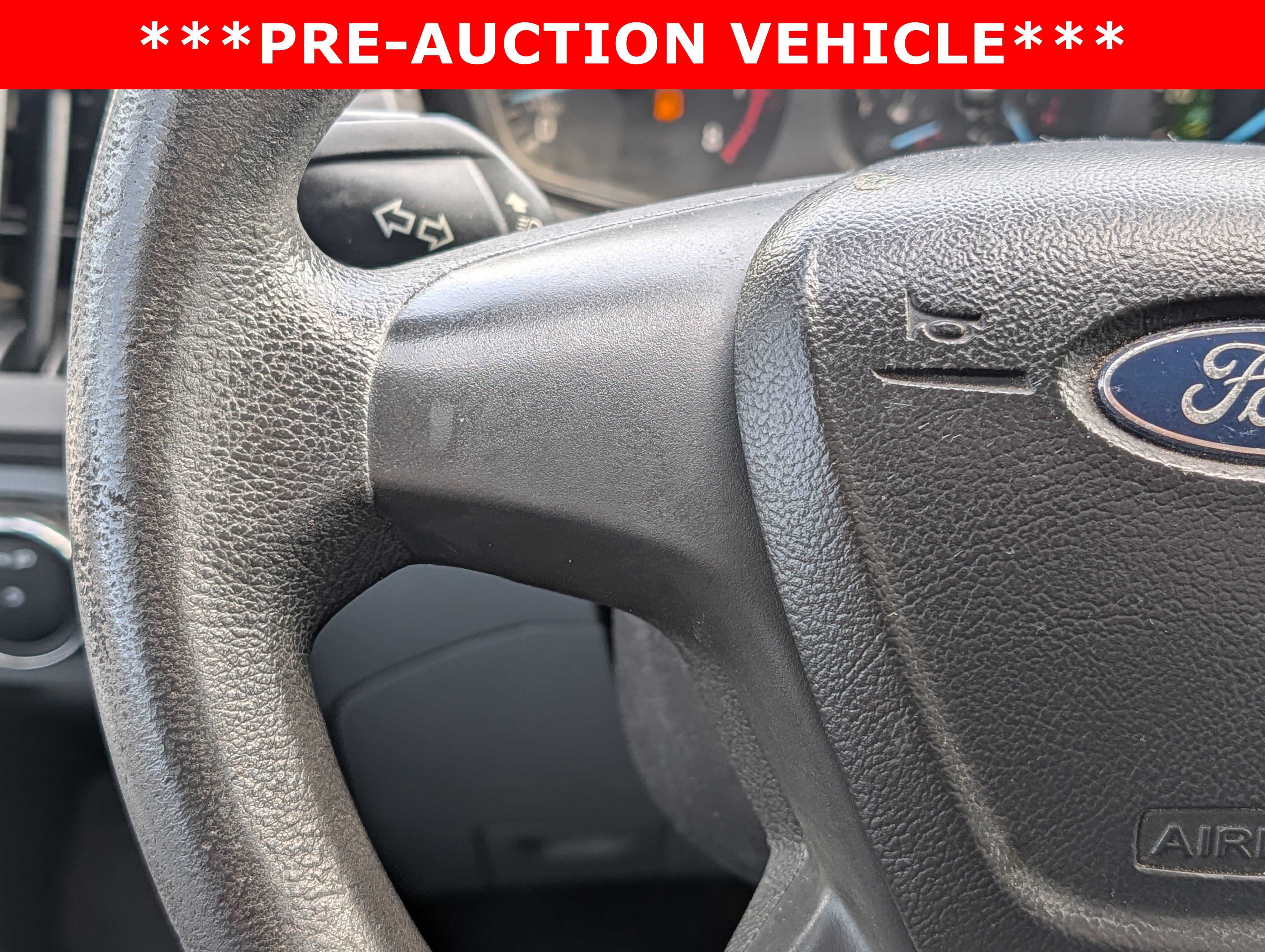 Used 2015 Ford Transit 150 130 Low Roof RWD image 22