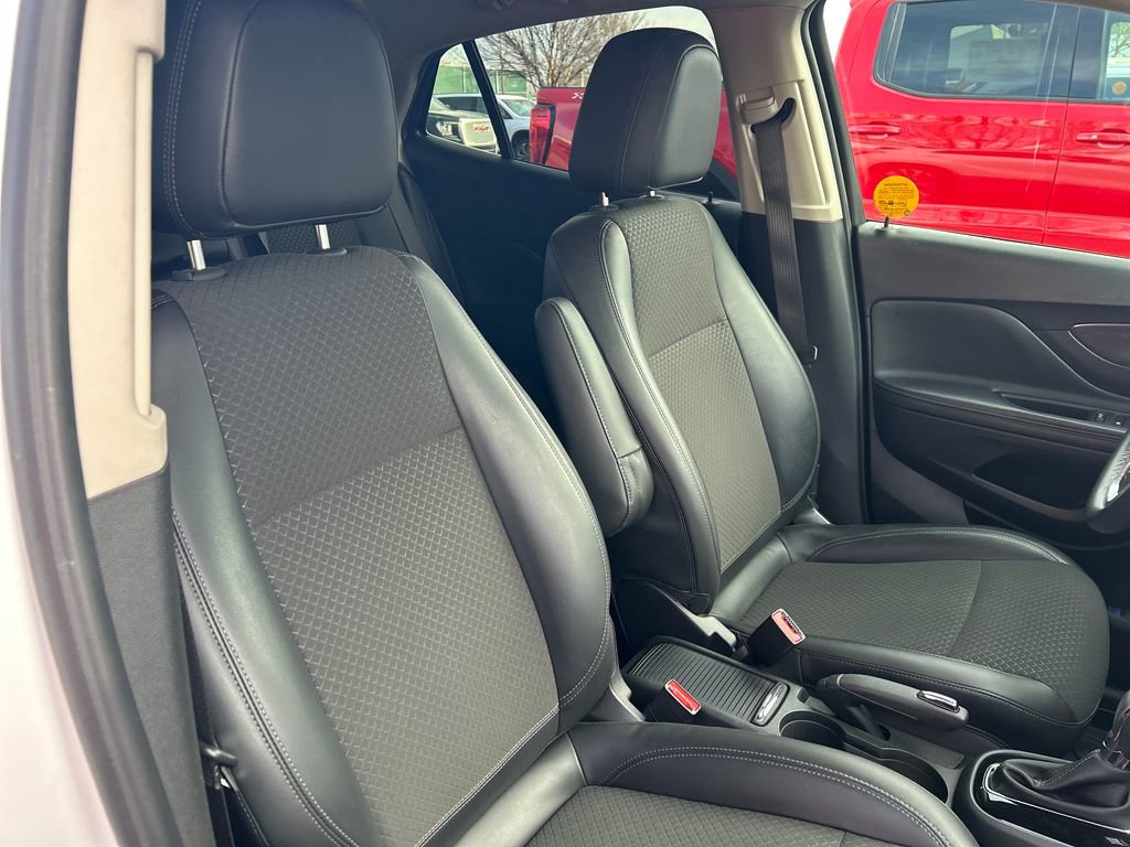 Used 2020 Buick Encore Preferred image 26