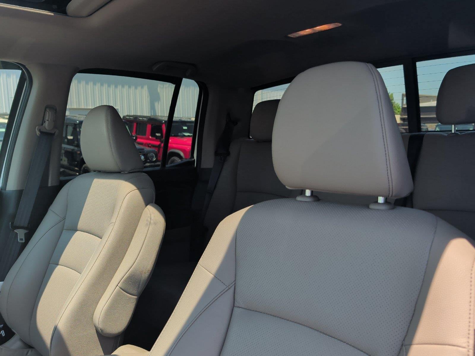 Used 2023 Honda Ridgeline RTL-E image 32