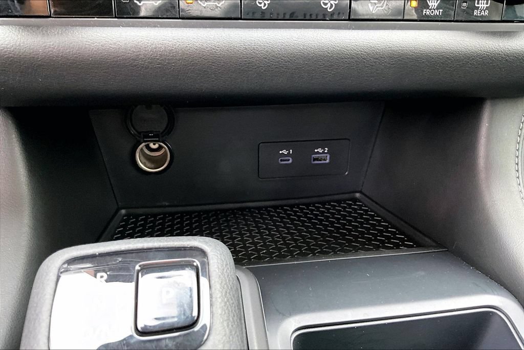 Used 2024 Nissan Pathfinder S AWD/4WD image 33