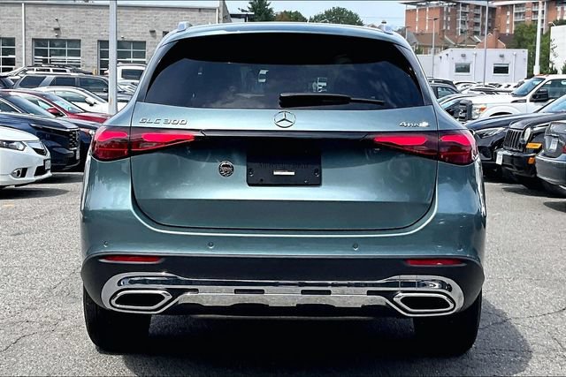 Used 2026 Mercedes-Benz GLC 300 4MATIC image 3