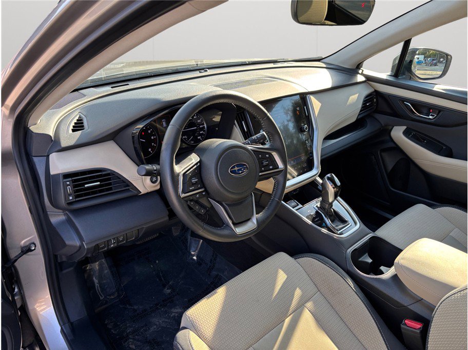 Used 2020 Subaru Outback Premium image 6