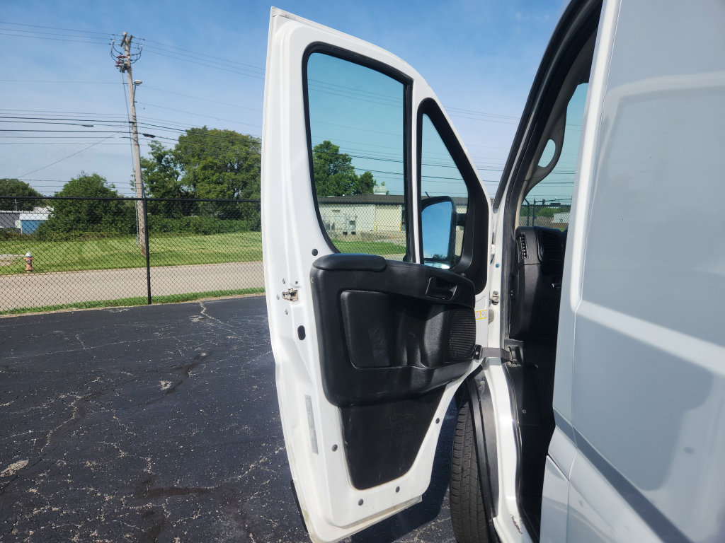 Used 2025 RAM ProMaster 2500 w/ Convenience Group FWD image 26
