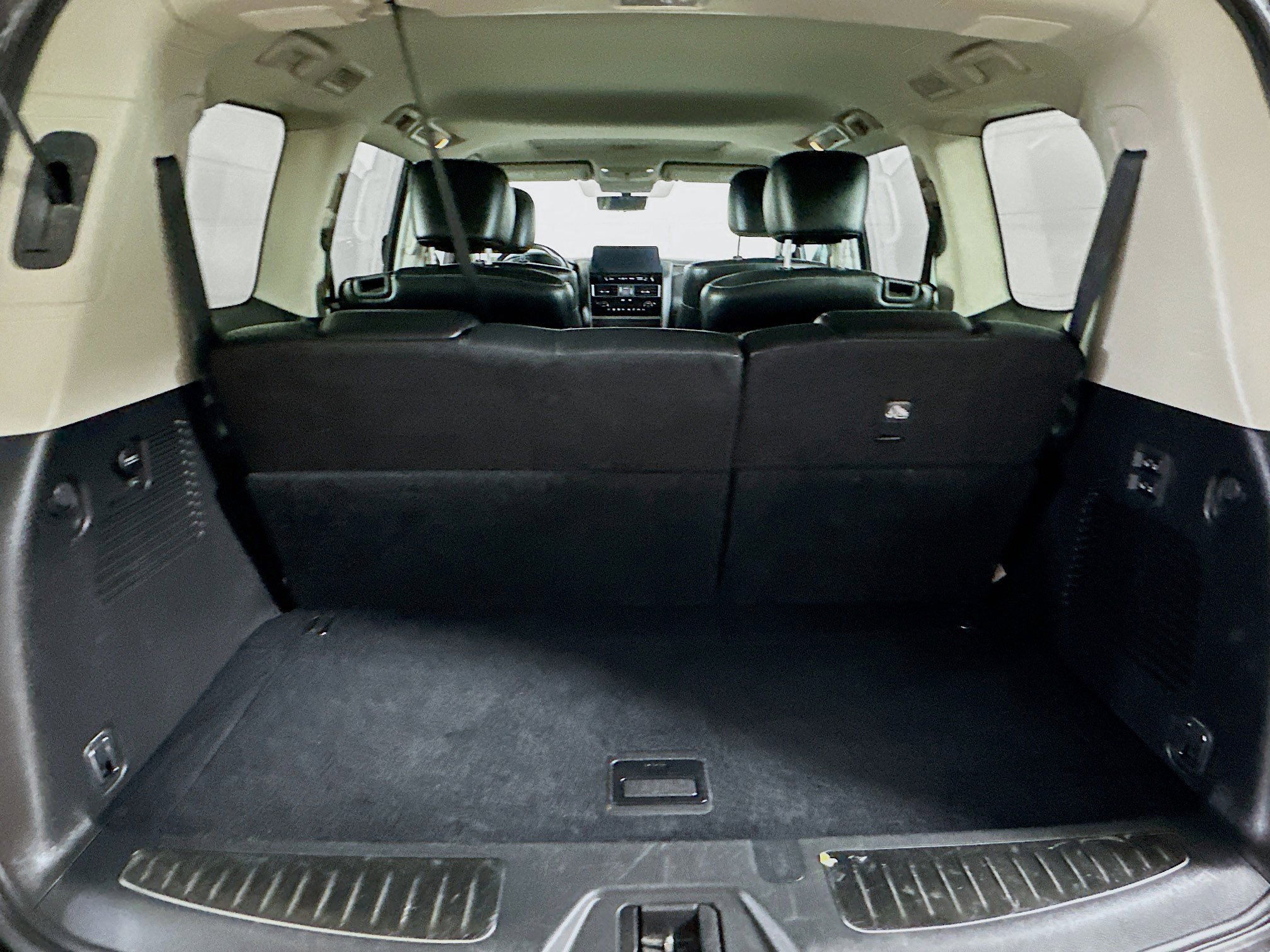 Used 2024 INFINITI QX80 Luxe image 31