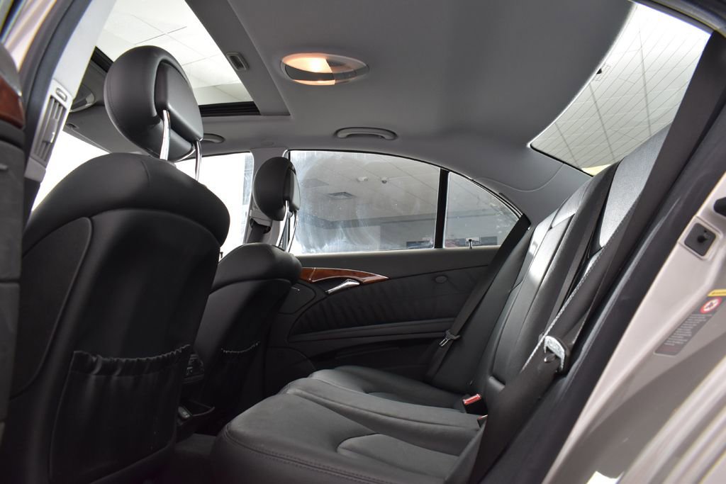 Used 2004 Mercedes-Benz E 500 Sedan image 22
